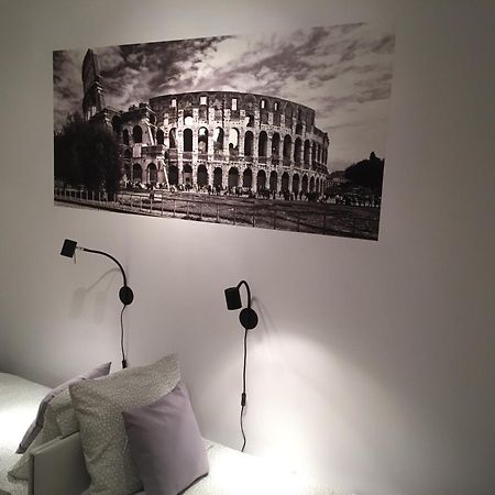 6 Cities Rooms Warsaw Exterior photo